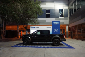 거대한 포드 픽업트럭 F-150..2020년 친환경차로