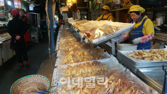 계란·식용유값 폭등에 김밥·토스트 등 서민음식 가격도 '들썩'