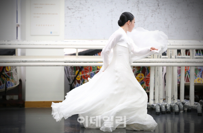 [포토]상명대, 2017 정시모집 무용예술학과(한국무용) 실기고사 실시