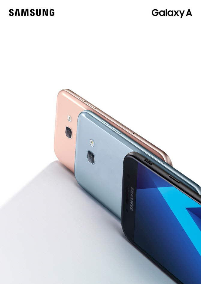 설연휴 앞두고 휴대폰 지원금 ‘요동’…오른 단말기는?