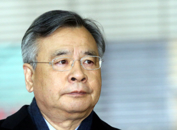 반환점 돈 특검수사…'블랙리스트→禹수석, 이대→의료비리' 전환