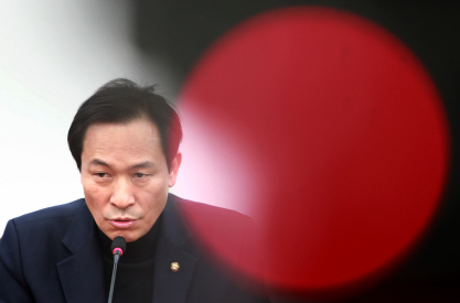우상호 "朴 대통령 인터뷰, 최순실과 공모해 총반격에 나선 것"