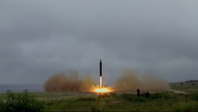 北, ICBM 쏠까…軍, 무수단 미사일 시험발사에 무게
