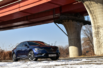 르노삼성 자동차 SM6 TCe 시승기 - 드라이빙의 즐거움을 품은 중형 세단과의 만남