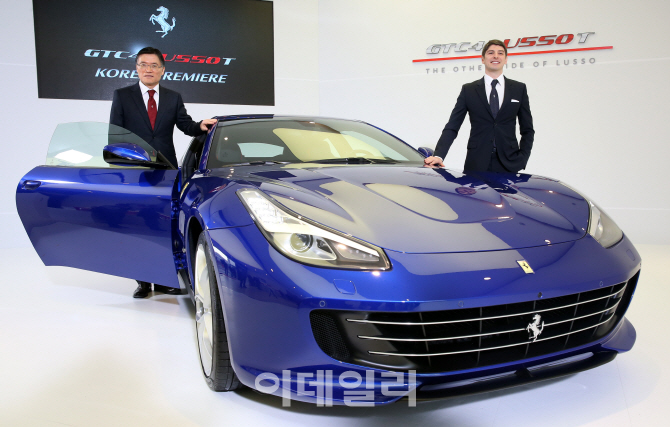 [포토]최고출력 610마력·속도 320km/h…페라리, 'GTC4루쏘 T' 한국 상륙