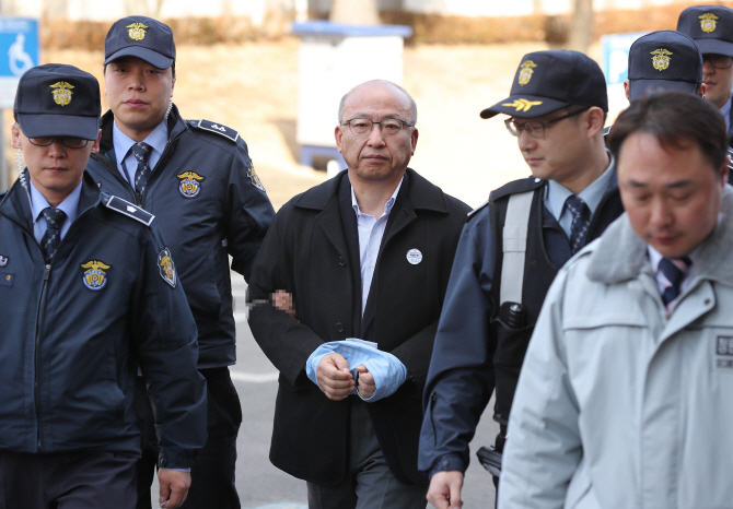 문형표 "삼성 합병비율 잘 몰랐다…메르스 탓"