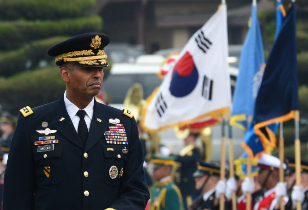브룩스 사령관 "대북 공격 능력 강화해야"…北선제타격 강조