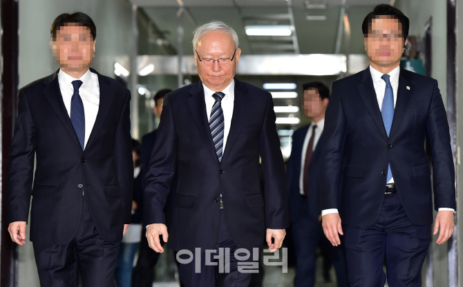[포토]이병호 국정원장, '긴급 정보위 출석'