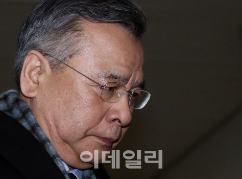 '재산국외도피·범죄수익은닉'…특검, 이재용 구속 승부수 통할까?