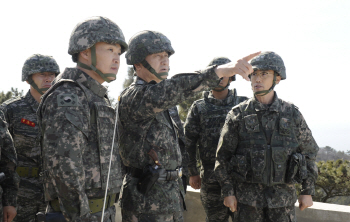 엄현성 해군참모총장 "北 잔학성과 도발 야욕 극에 달해"