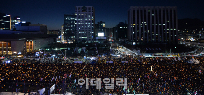 서울시, 25일 17차 촛불집회 대책 강화