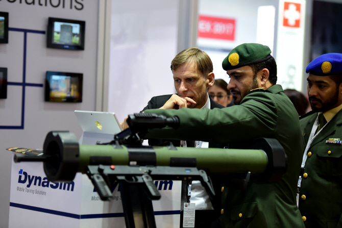  국방외교의 장..중동 최대 방산전시회 IDEX                                                                                                                                                         