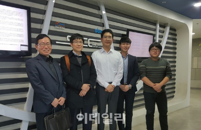 "졸업하면 바로 오래요"… '일학습병행제'로 취업절벽 넘다