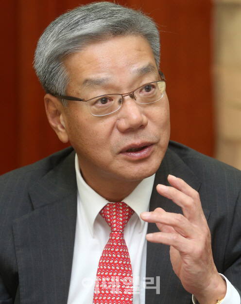 [ISA 첫돌]④황영기 회장 "내집 마련 ISA 도입 건의하겠다"