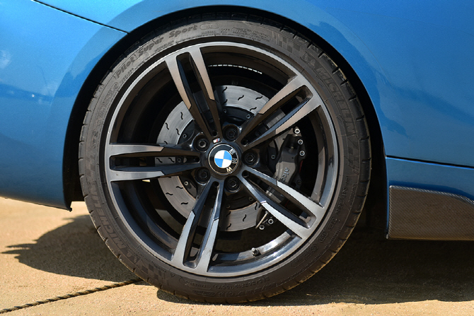 [포토] 알콘 레이싱 브레이크 시스템으로 강력한 제동력을 선사하는 BMW M2 쿠페 튠 바이 YLK