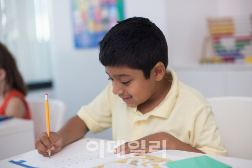 교육업계, 저출산 악재 '해외진출'로 활로 찾다