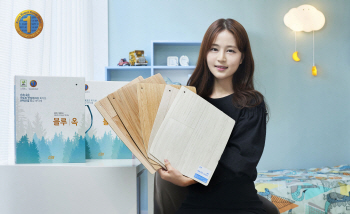 친환경 바닥재 'KCC 숲', 2년 연속 1등 브랜드 선정