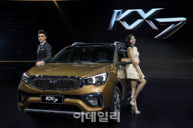 기아차, 중국 전용 중형 SUV ‘KX7’ 출시