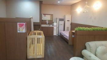 엄마 화장대까지…백화점 안부러운 지하철 수유실