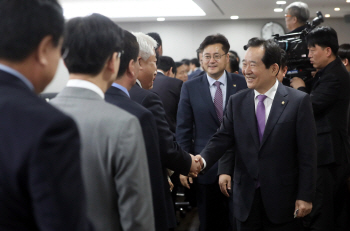 정세균 의장, 싱가포르 말레이시아 공식 방문 나서