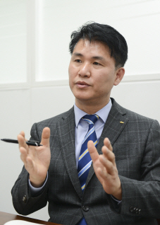 KB證 "달러받는 외화신탁 3종세트, 연내 1兆 이상 자금유치"