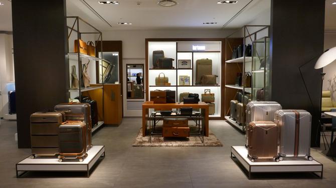 하트만, 갤러리아 명품관 입점…고품질의 세련된 여행가방 선봬
