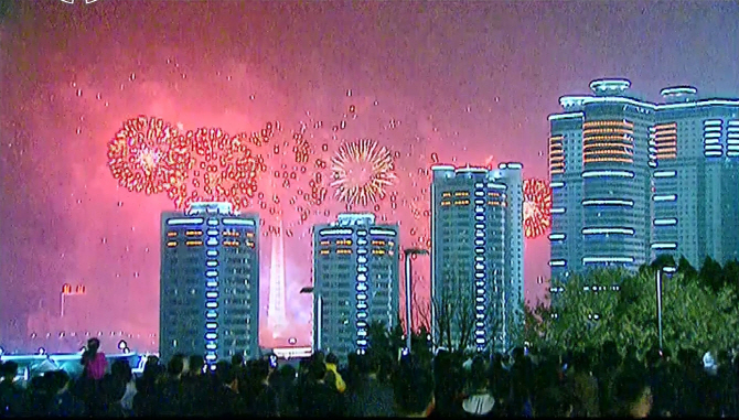 [포토] 북한 '최대 명절' 김일성 생일 맞아 대대적 축제