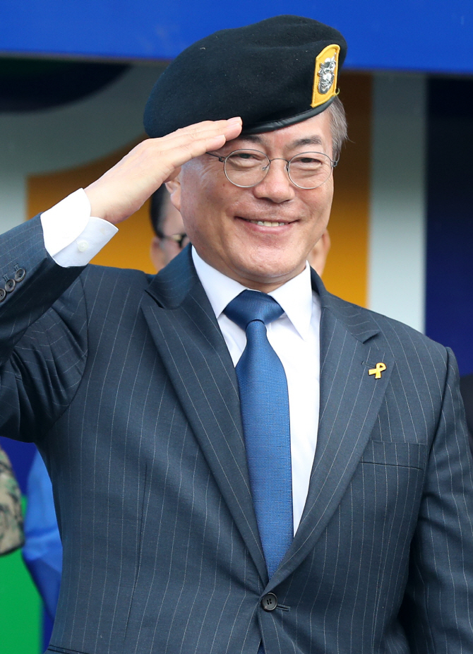 문재인 “30년 무한지지 결과, 대구가 전국서 제일 못사는 광역시”