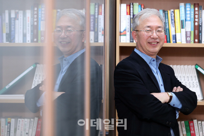 퇴임 앞둔 中企계의 '송곳', 김문겸 중소기업 옴부즈만