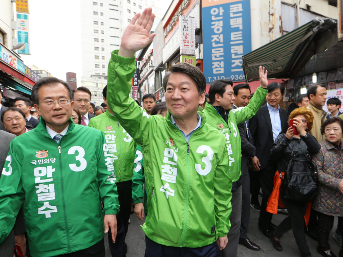 안철수, ‘취약지역’ PK 공략 나선다