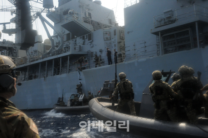 아덴만 파견 청해부대, 美·日·英 해군과 대해적 연합훈련