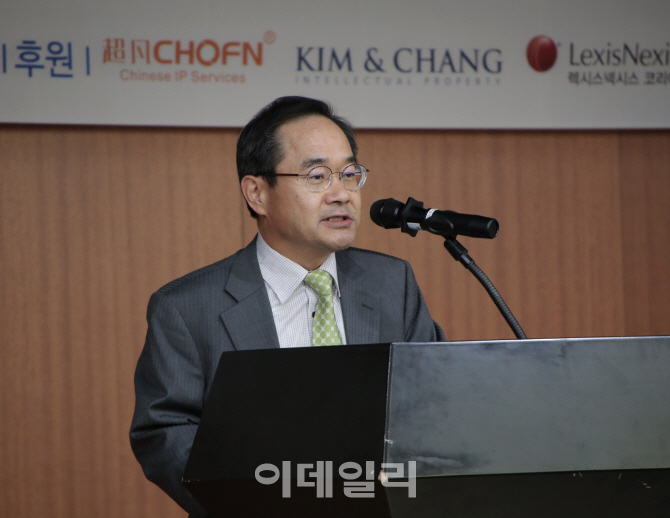 [포토]이영대 특허청 차장, 21일 한국지식재산협회 워크숍 참석