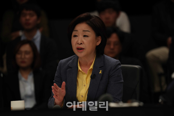 [포토]토론하는 심상정