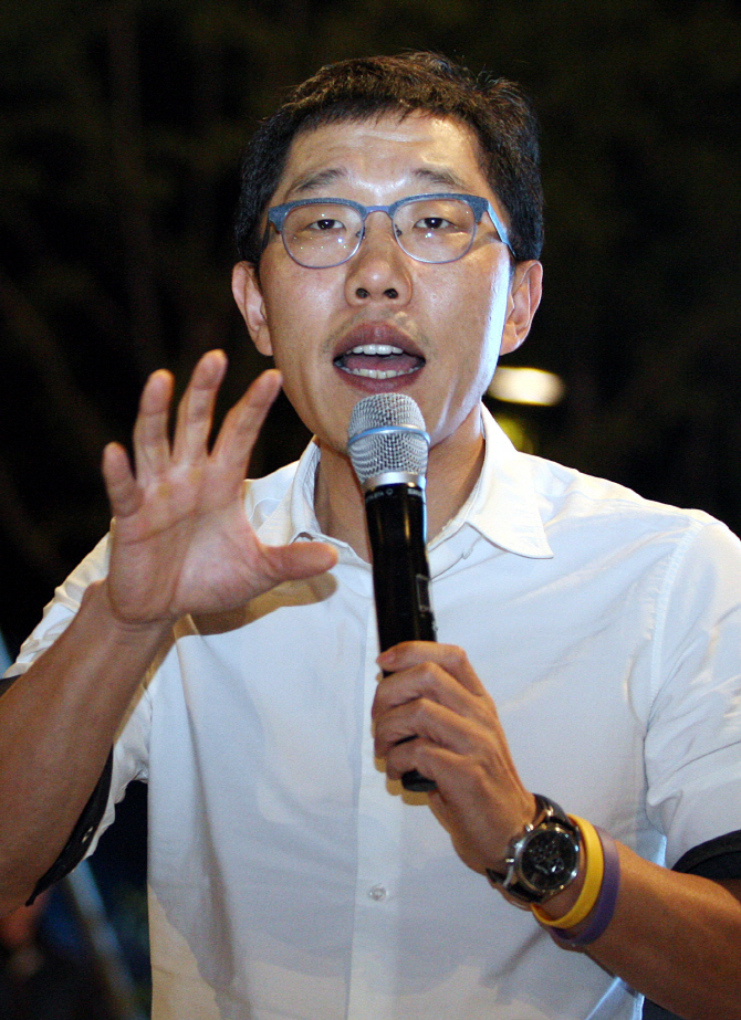 김제동 “동성애, 헌법에 행복추구권 보장돼 있다”