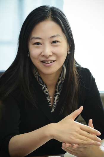 ②여성 특유 섬세함으로 해외 부동산 선도투자 주도
