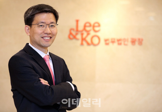 [마켓인][파워 M&A 변호사]④문호준 광장 변호사 "M&A 법률자문은 유연한 사고 필수"