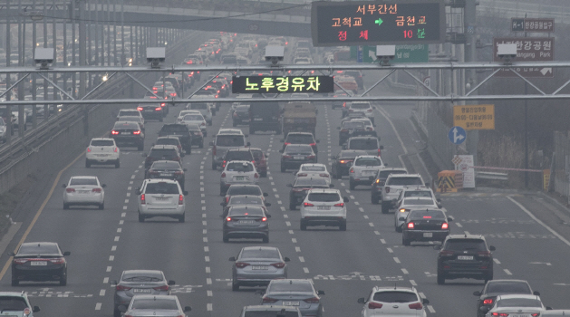 탄력받는 경유세 인상…정유업계 "실효성 없다" 반발