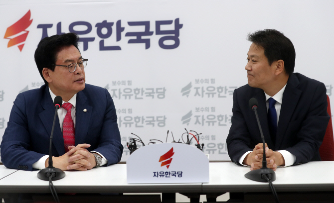 자유한국당 신임 사무총장에 박맹우..제1야당으로 체질개선