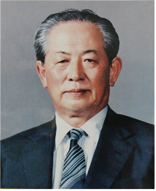 OCI 재계 24위 키워낸 이회림 창업주 탄신 100주년 맞아