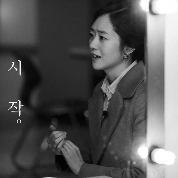 "고민정, 청와대 부대변인 내정"..文 "정권교체 소망 절절"