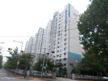 뜨거운 서울 경매시장…감정가 넘긴 낙찰행진