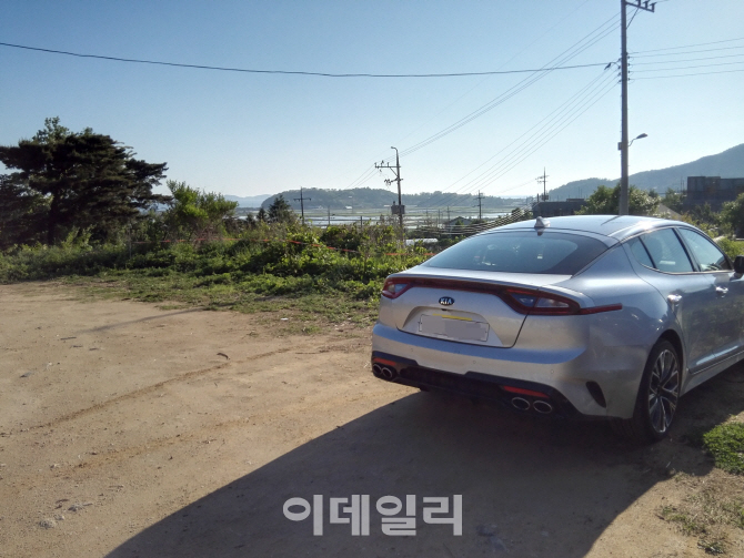 기아차, 스팅어 출시하자마자 상품성 개선 모델 준비, 왜?