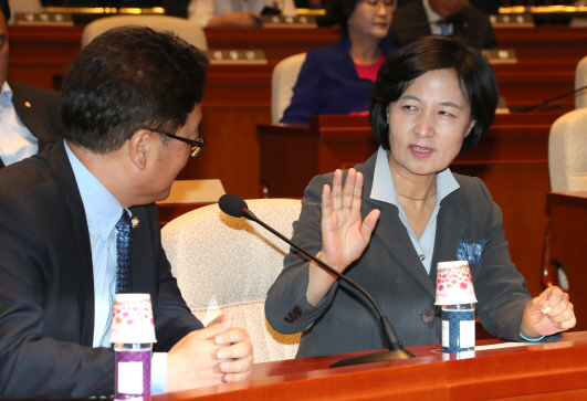 추미애, 광주서 “당 대표, 호남 며느리…총리도 호남 아들”