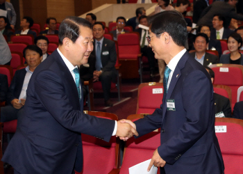 천정배 “헌정질서 파괴 범죄자, 사면 관계없이 국립묘지 안장 안 돼”