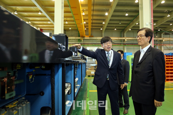  이동걸, 다원시스 현장 방문..."한국형 4차 산업혁명 금융지원 강화"