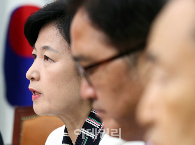 [포토]모두발언하는 추미애 대표