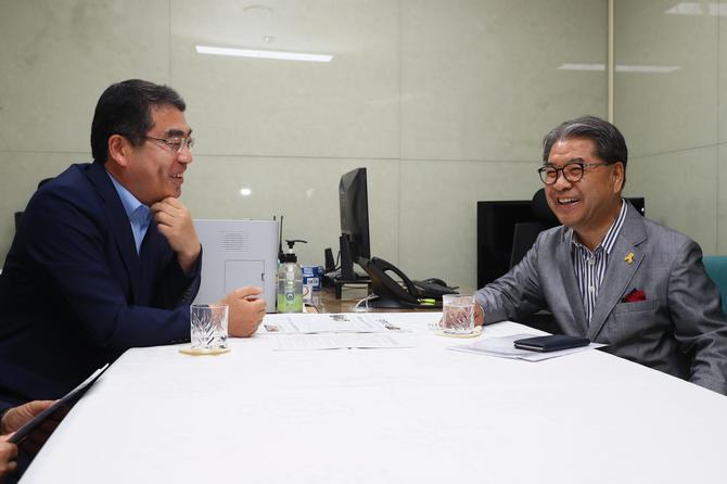 이재정 경기교육감, "광명시 고교 무상급식 환영"