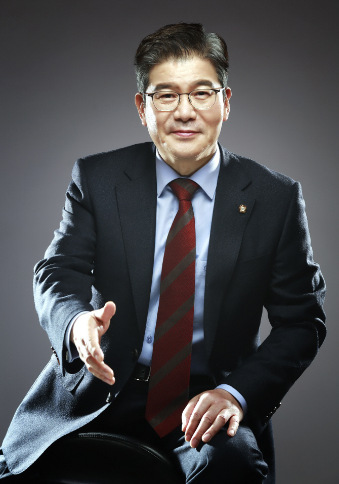 김성태 의원, 현직 국회의원 최초로 ‘MWC상하이’에서 기조연설