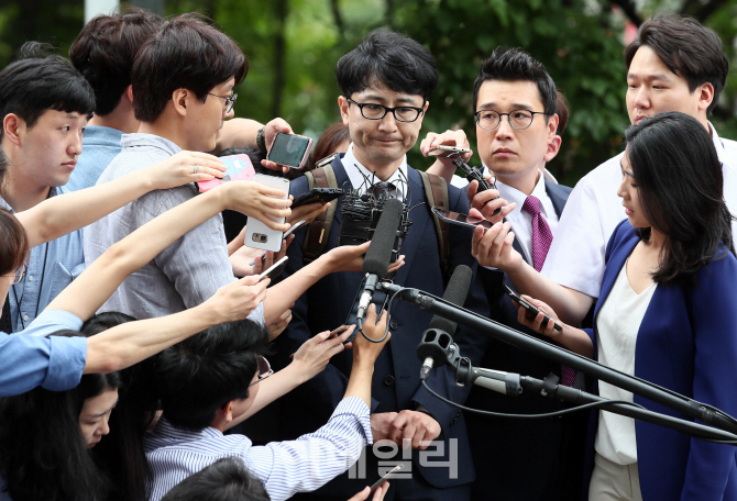 [포토]'제보조작 의혹' 이준서 영장심사, '범행과 나는 무관'