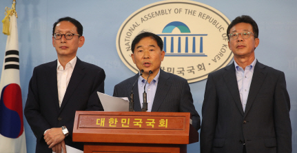 소방·경찰관 늘리자는 與 vs 국가재정 망친다는 野(종합)